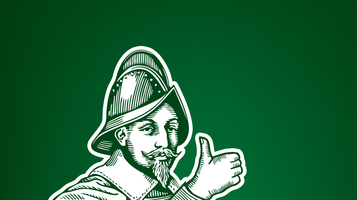 Bierkästen sind gestapelt neben einer Flaschenabfüllanlage in einer Brauerei, rechts sieht man ein großes Ziegelgebäude.